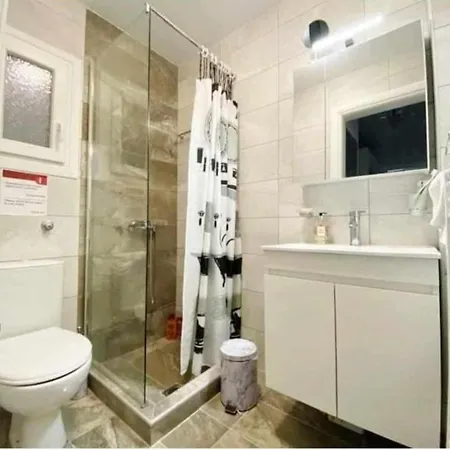 Apartment Sweet And Cozy By Sasa Thessaloniki